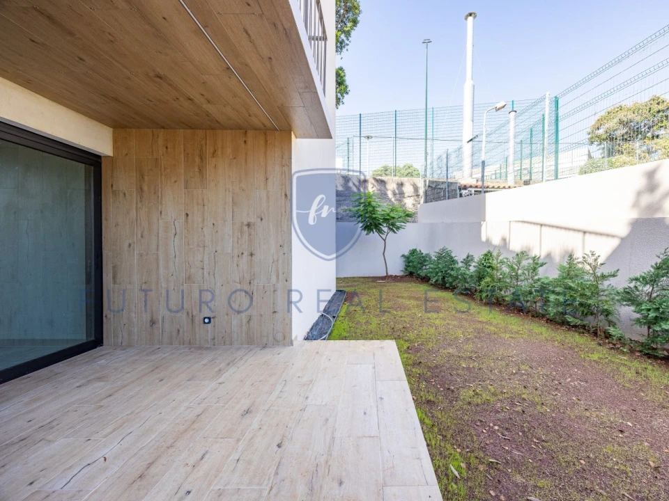 Apartamento T2 para Venda em São Martinho Foto 13