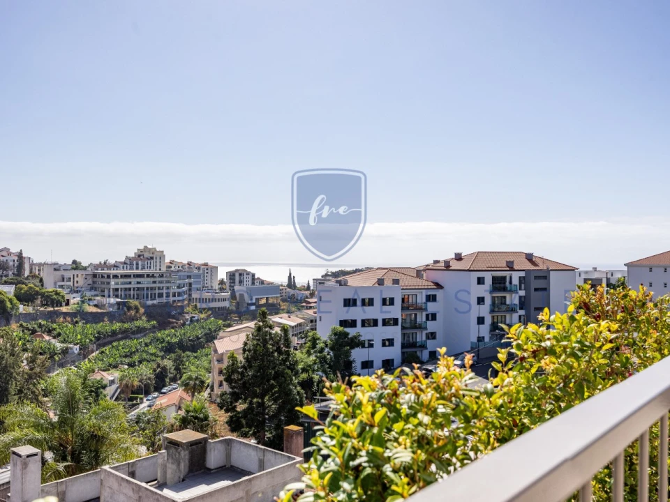 Apartamento T2 para Venda em São Martinho Foto 19