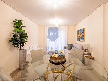 Apartamento T2 para Venda em Funchal (Se)