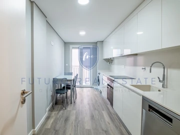 Apartamento T2 para Venda em Funchal (Se)