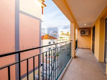 Apartamento T2 para Venda em Funchal (Se)