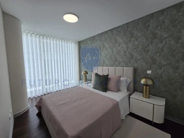 Apartamento T4 para Venda em Funchal (Se)