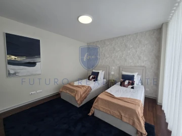 Apartamento T4 para Venda em Funchal (Se)