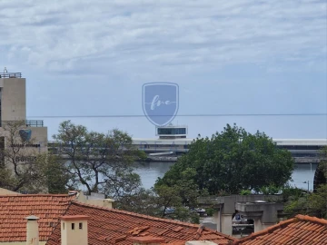 Apartamento T4 para Venda em Funchal (Se)