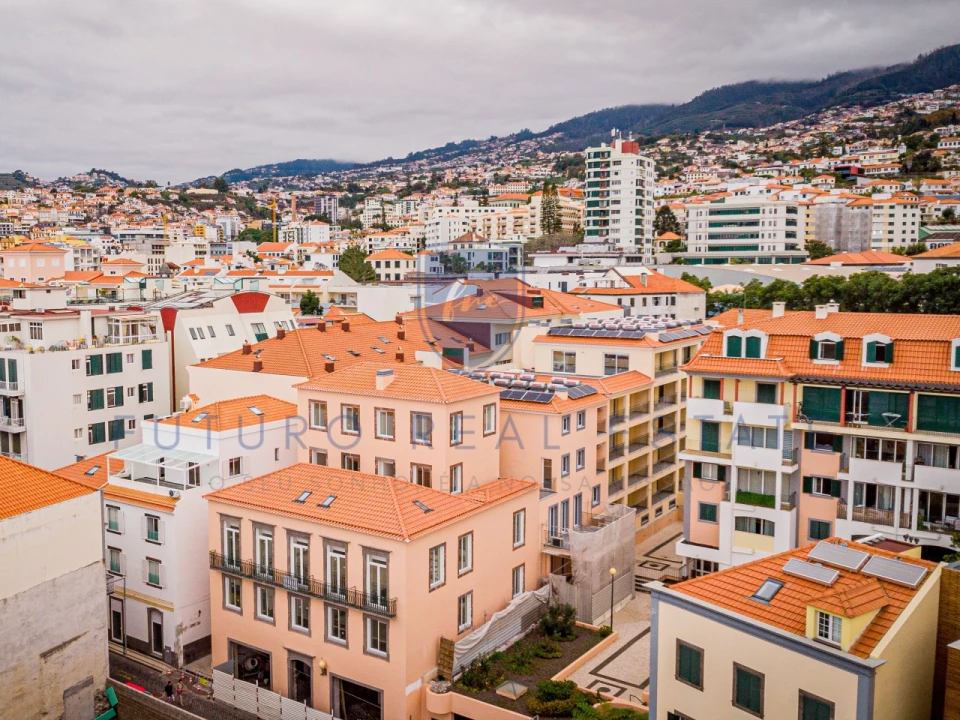 Apartamento T2 para Venda em Funchal (Se) Foto 1