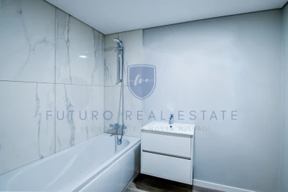 Apartamento T2 para Venda em Funchal (Se)