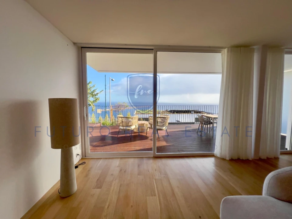 Moradia T4 para Venda em São Martinho Foto 6