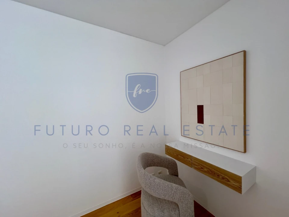 Moradia T4 para Venda em São Martinho Foto 27