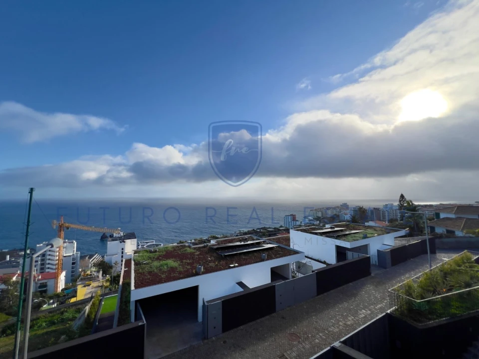 Moradia T4 para Venda em São Martinho Foto 67