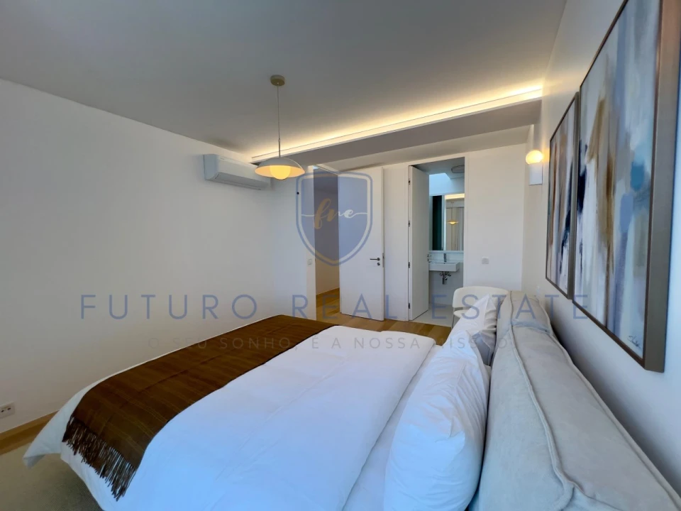 Moradia T4 para Venda em São Martinho Foto 20