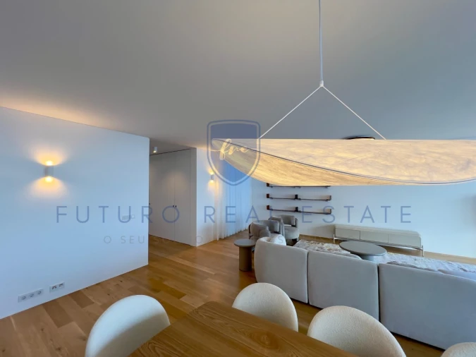 Moradia T4 para Venda em São Martinho Foto 15