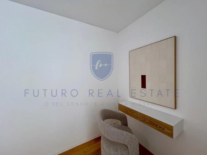 Moradia T4 para Venda em São Martinho Foto 27