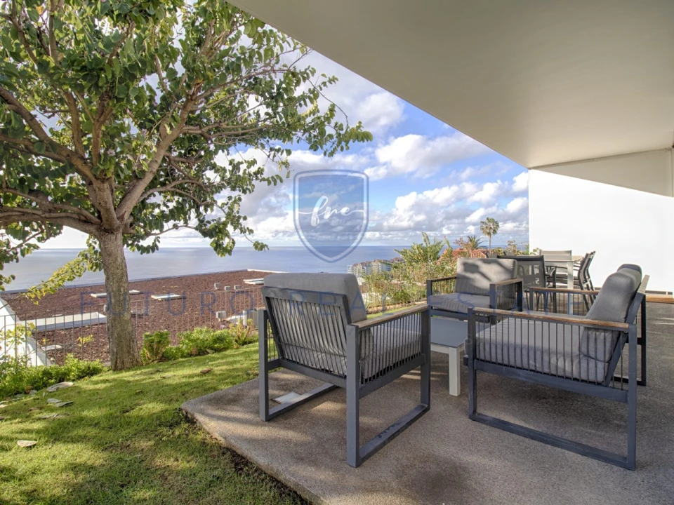 Moradia T3 para Venda em São Martinho Foto 2