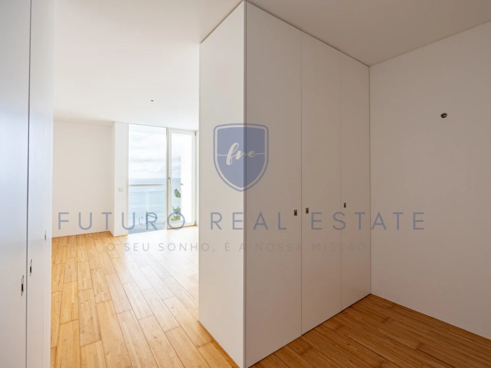 Moradia T3 para Venda em São Martinho Foto 13