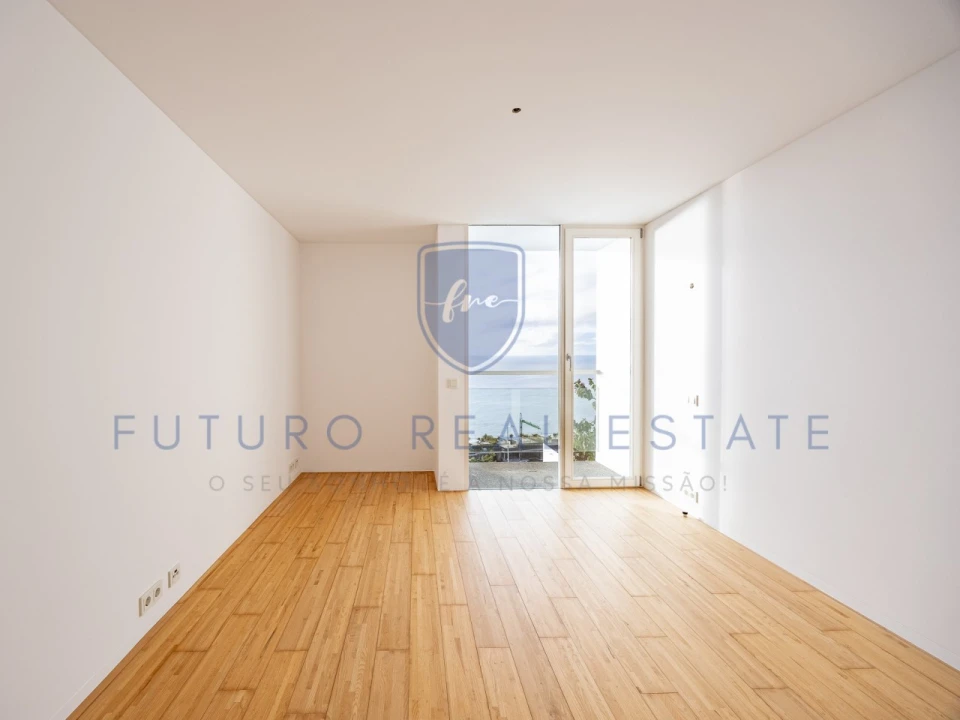 Moradia T3 para Venda em São Martinho Foto 14