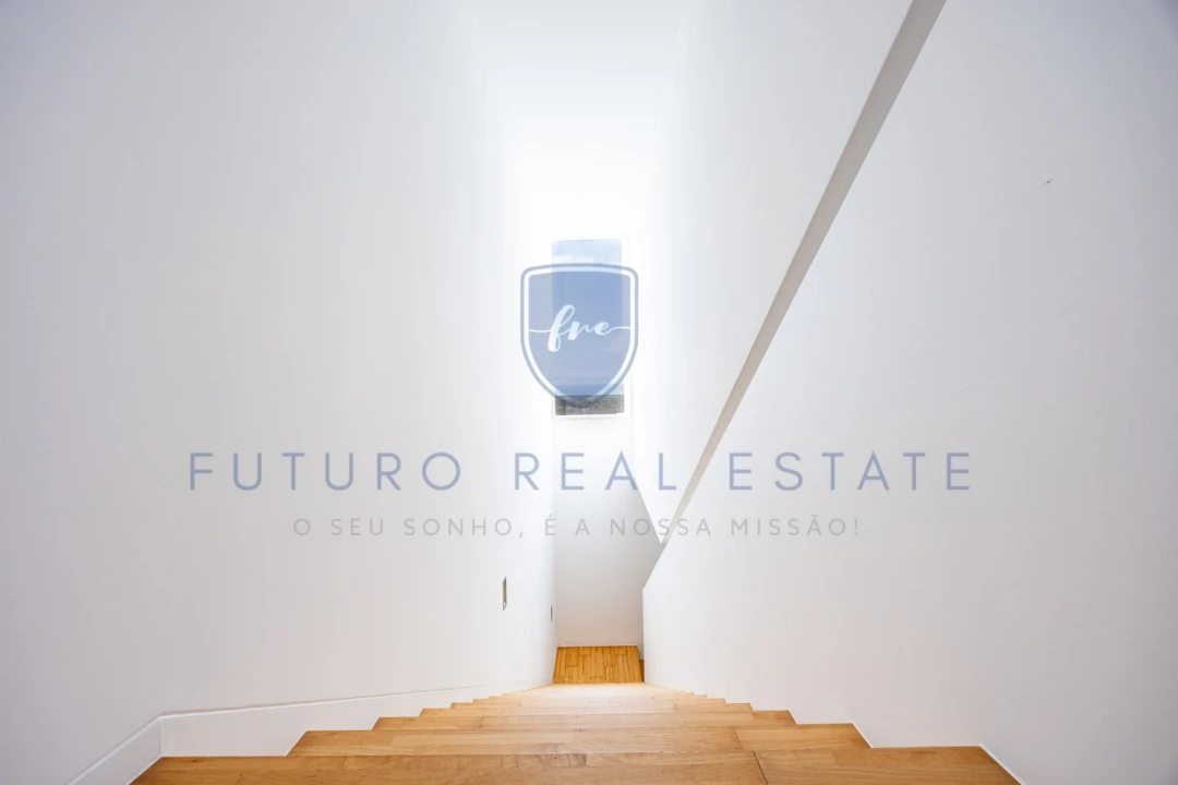 Moradia T3 para Venda em São Martinho Foto 41