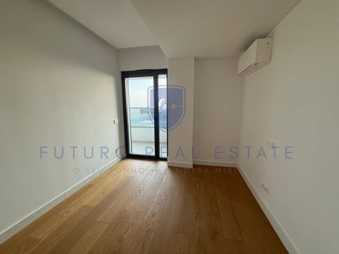 Apartamento T3 para Venda em São Martinho Foto 9