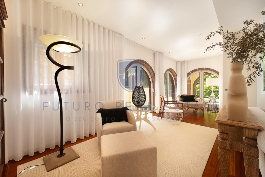 Moradia T4 para Venda em Funchal (Se) Foto 3