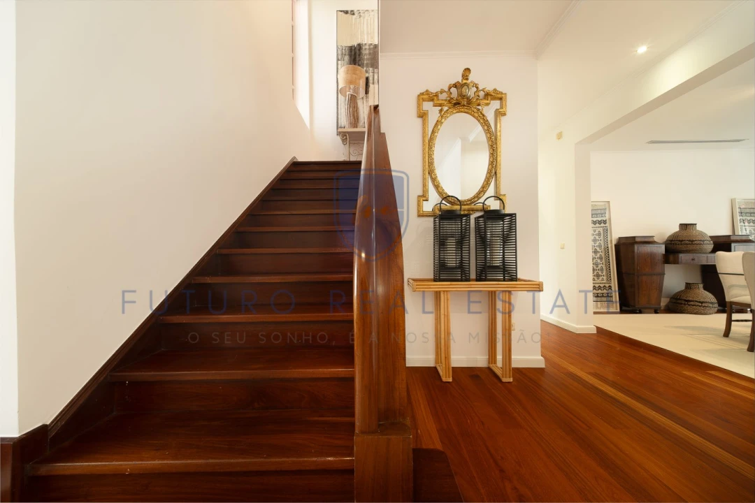 Moradia T4 para Venda em Funchal (Se) Foto 11