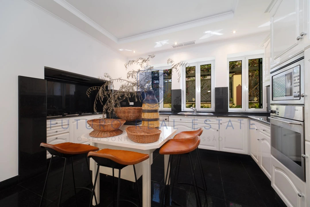 Moradia T4 para Venda em Funchal (Se) Foto 7