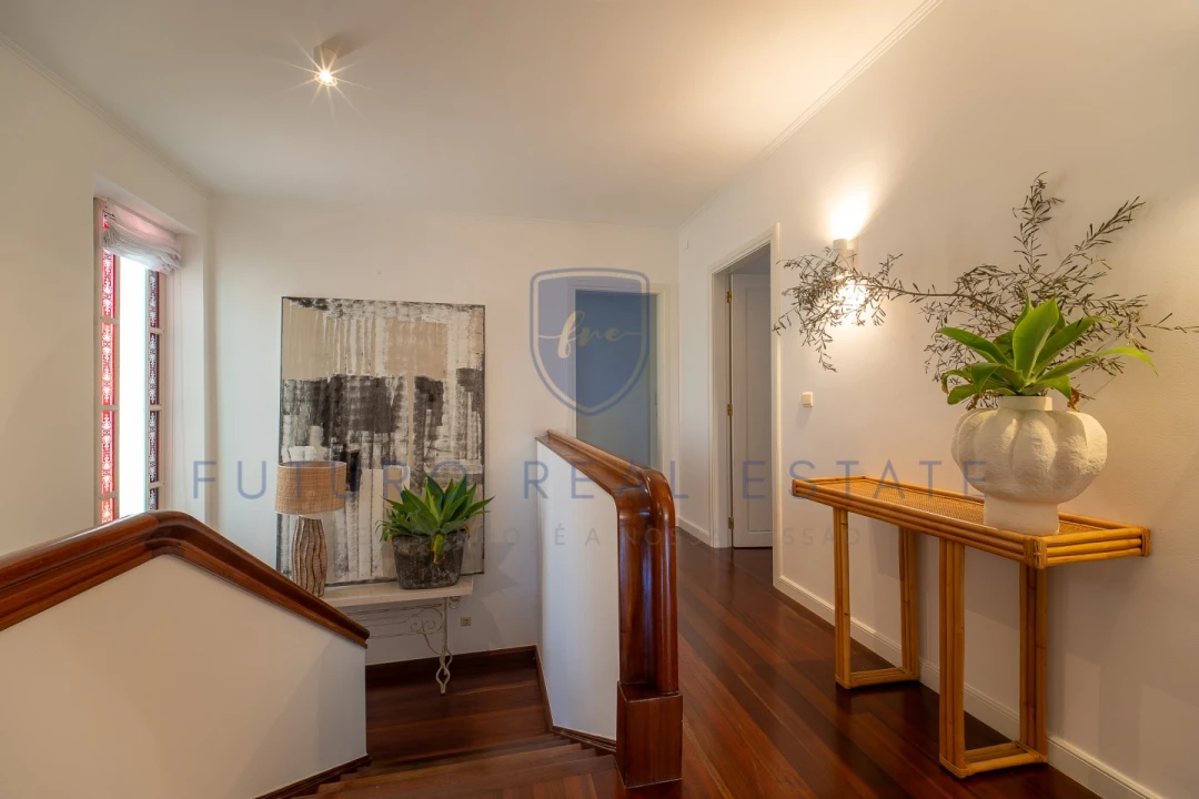 Moradia T4 para Venda em Funchal (Se) Foto 12