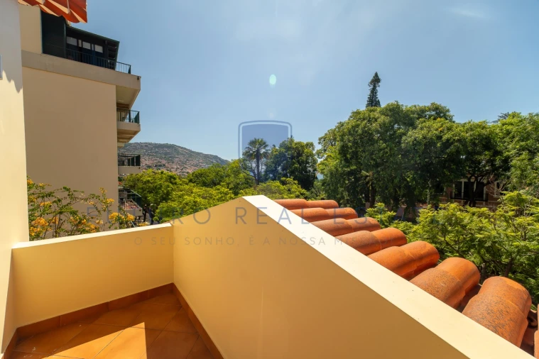 Moradia T4 para Venda em Funchal (Se) Foto 33