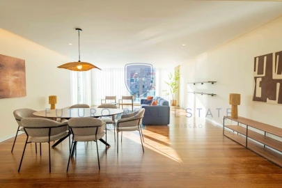 Apartamento T3 para Venda em Funchal (Se)