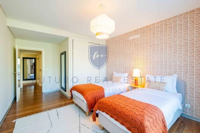 Apartamento T3 para Venda em Funchal (Se)