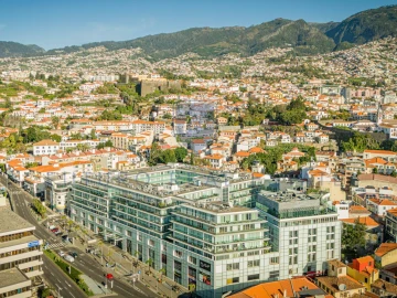 Apartamento T3 para Venda em Funchal (Se)