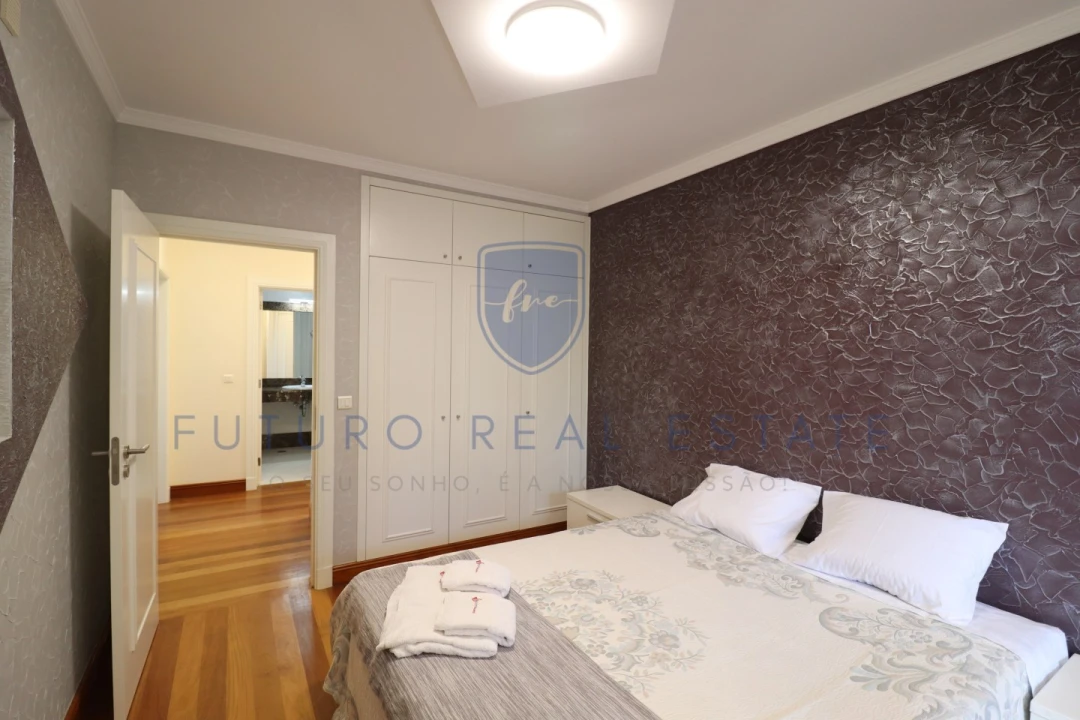Apartamento T4 para Venda em São Martinho Foto 37