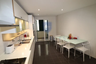 Apartamento T4 para Venda em São Martinho