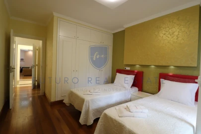 Apartamento T4 para Venda em São Martinho