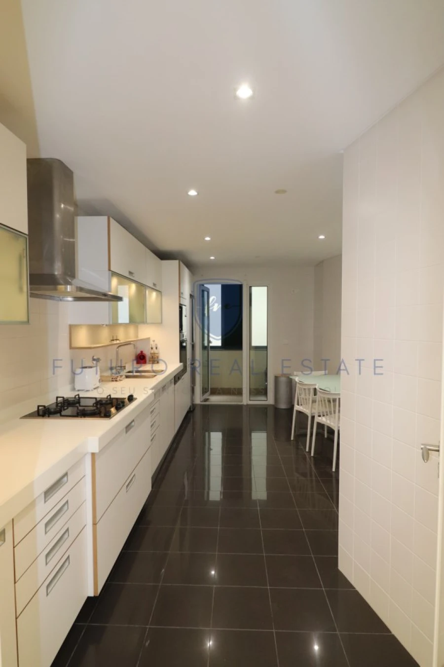 Apartamento T4 para Venda em São Martinho Foto 5