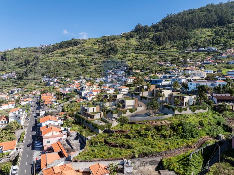 Moradia T3 para Venda em Arco da Calheta Foto 40