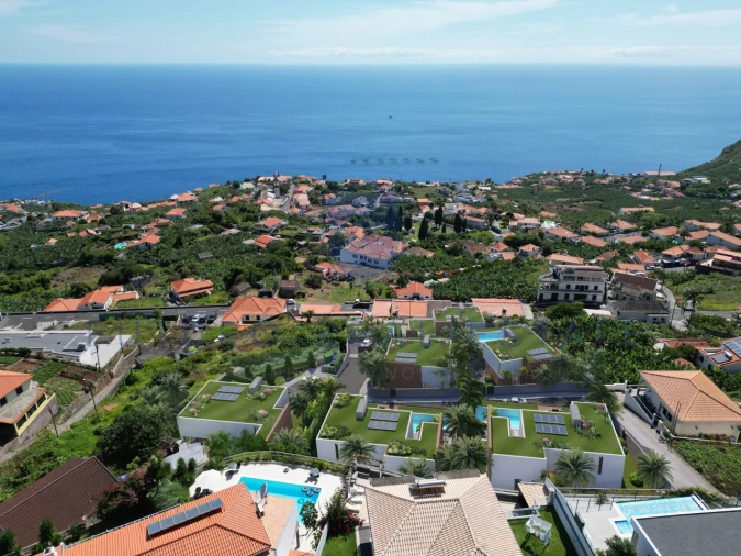 Moradia T3 para Venda em Arco da Calheta Foto 28