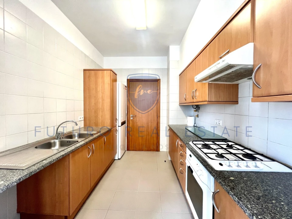 Apartamento T2 para Venda em Santo Antonio Foto 18