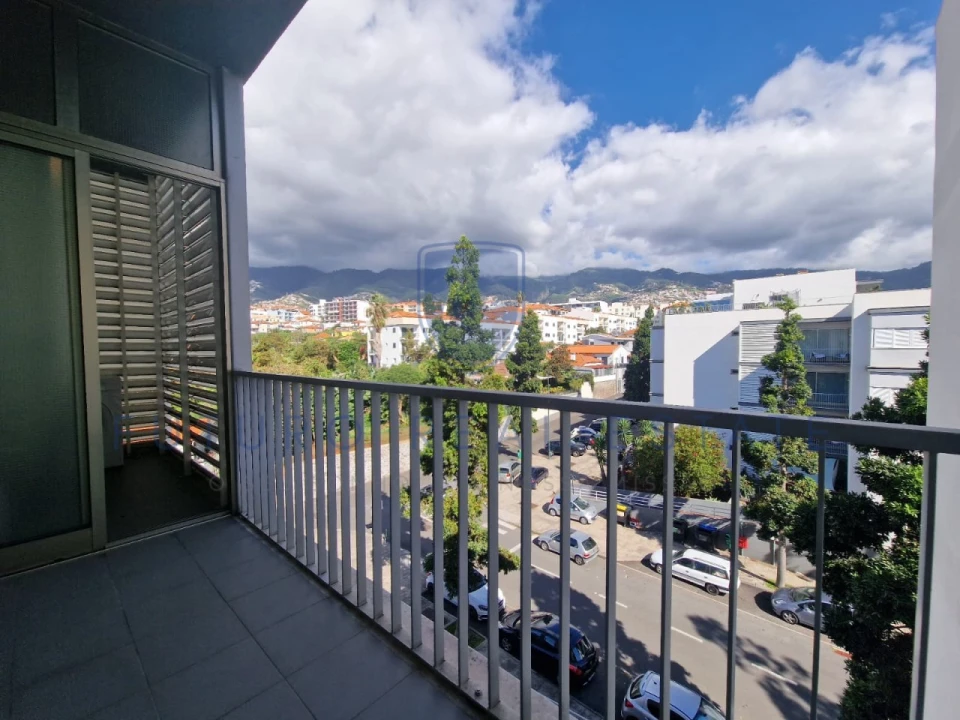 Apartamento T2 para Venda em Santo Antonio Foto 27