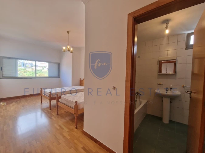 Apartamento T2 para Venda em Santo Antonio Foto 13