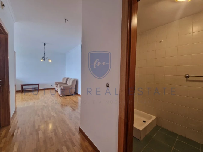 Apartamento T2 para Venda em Santo Antonio Foto 7