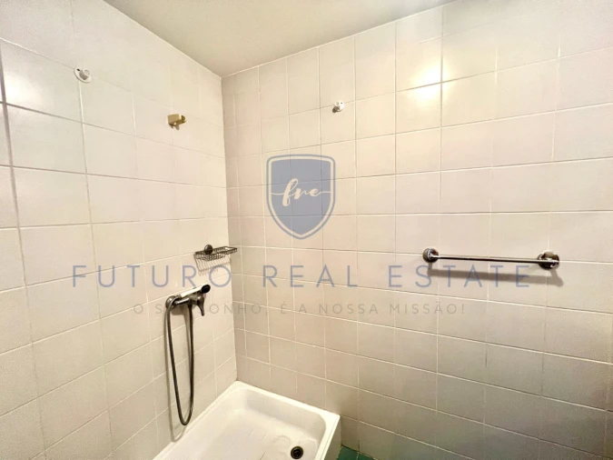 Apartamento T2 para Venda em Santo Antonio Foto 21