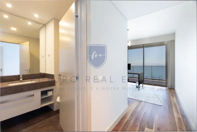 Apartamento T4 para Venda em São Martinho