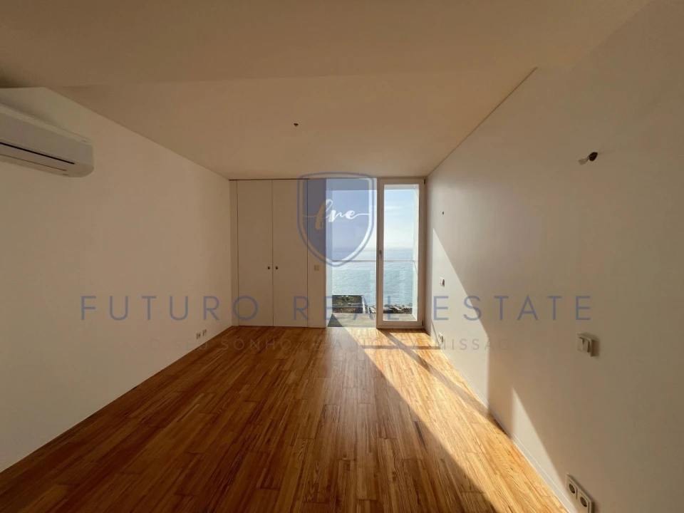 Moradia T4 para Venda em São Martinho Foto 28