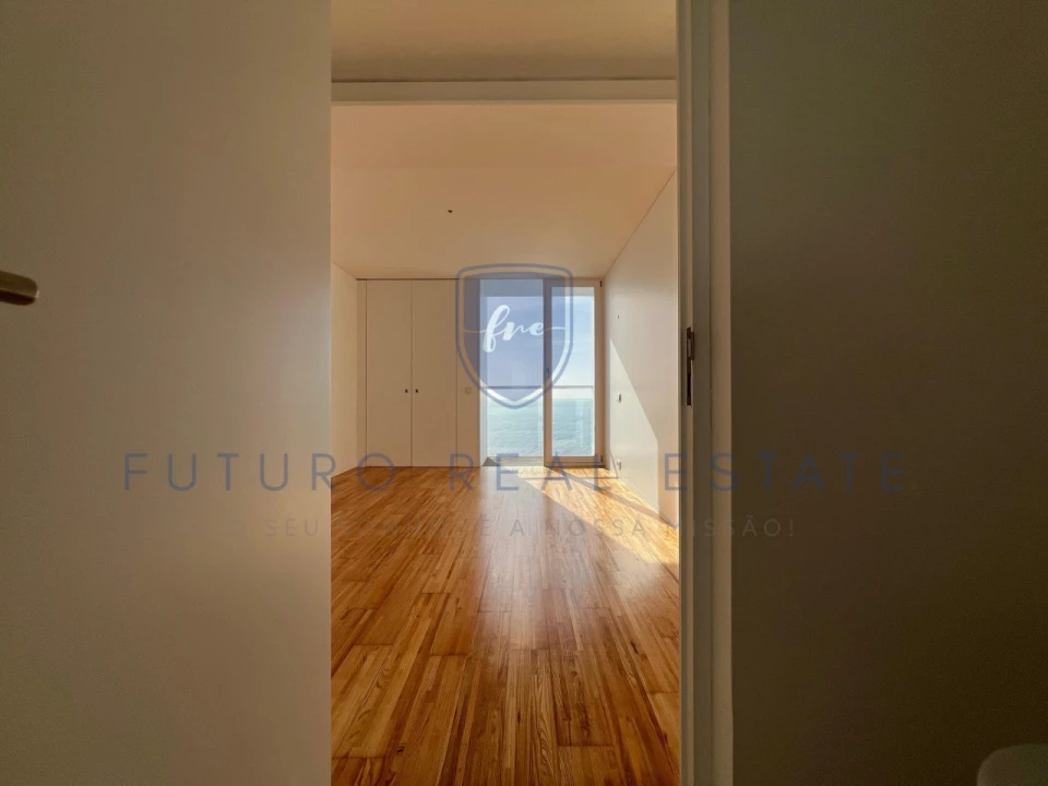 Moradia T4 para Venda em São Martinho Foto 27