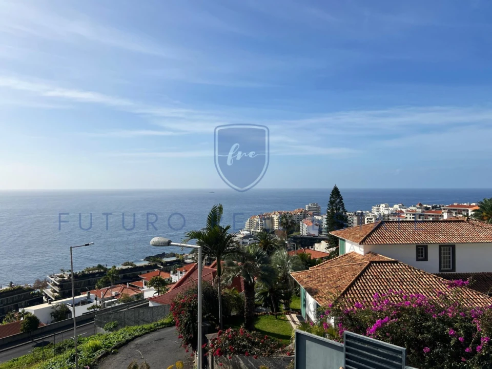 Moradia T4 para Venda em São Martinho Foto 63