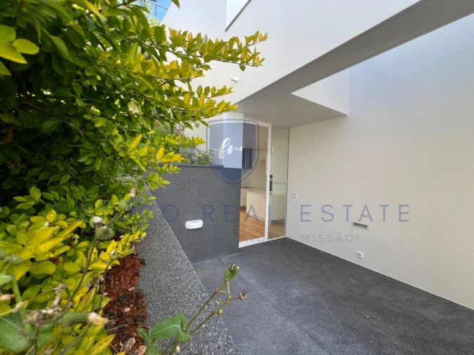 Moradia T4 para Venda em São Martinho Foto 57