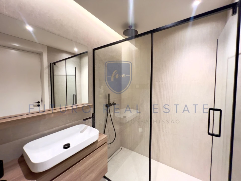 Apartamento T2 para Venda em Funchal (Santa Luzia) Foto 35