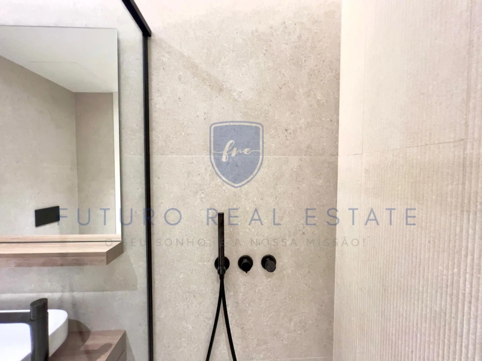 Apartamento T2 para Venda em Funchal (Santa Luzia) Foto 38