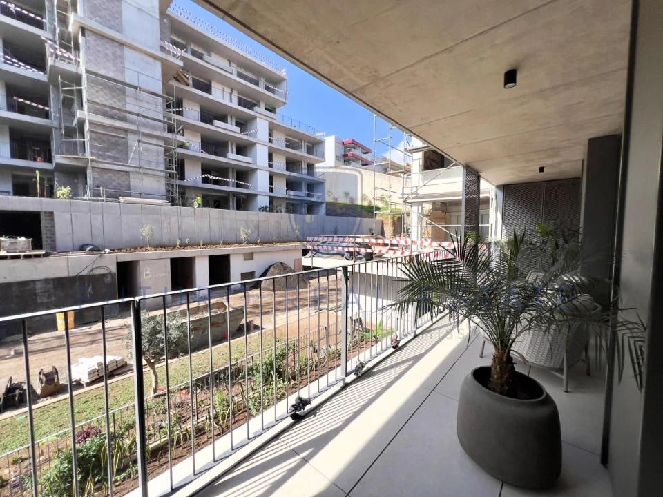 Apartamento T2 para Venda em Funchal (Santa Luzia) Foto 40