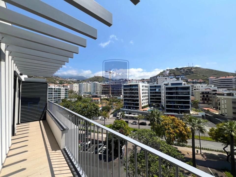 Apartamento T2 para Venda em São Martinho Foto 26