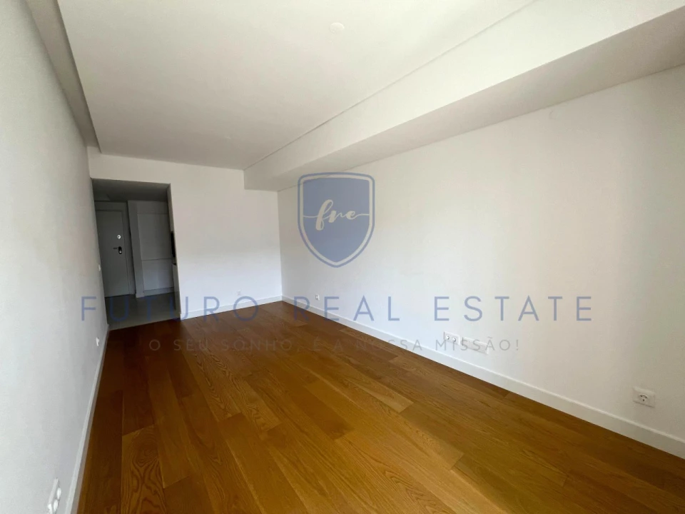 Apartamento T2 para Venda em São Martinho Foto 10